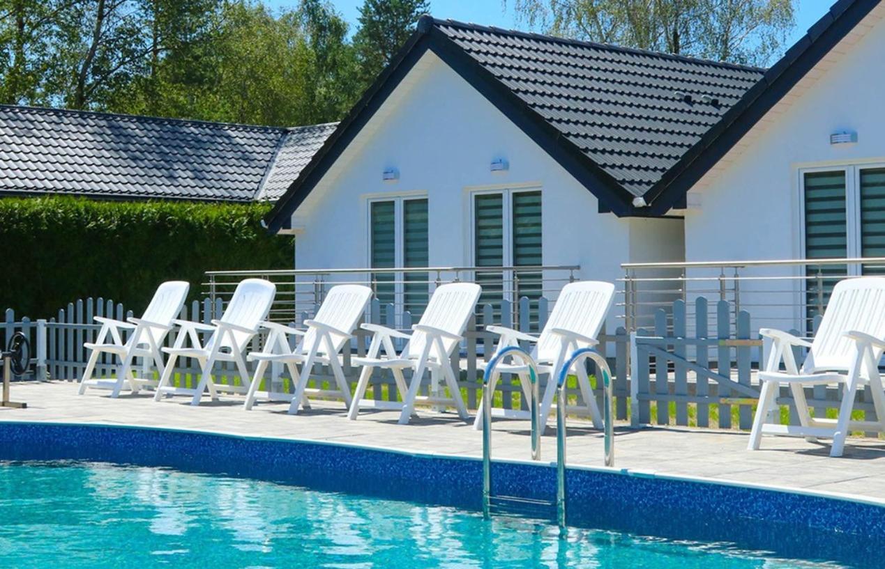 Hotel Osrodek Wypoczynkowy Slonce Bobolin à Dąbki Extérieur photo